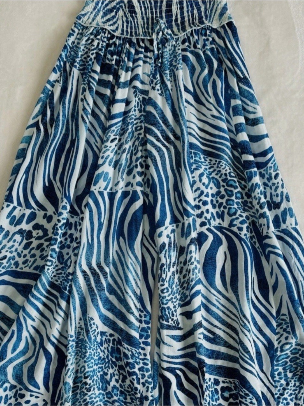 True Destinations Resort Wear Size S Flare Palooza PantsBlue Animal Print